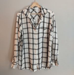 NWOT Old Navy plaid boyfriend shirt